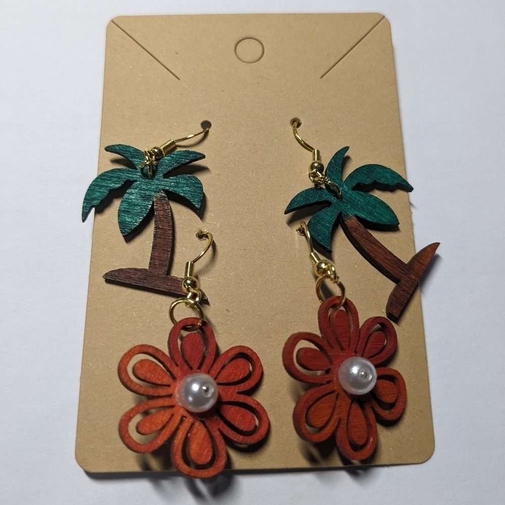 Fashion Statement Floral Coconut Tree Themed Earrings. 2 Pairs.Green,Orange. New